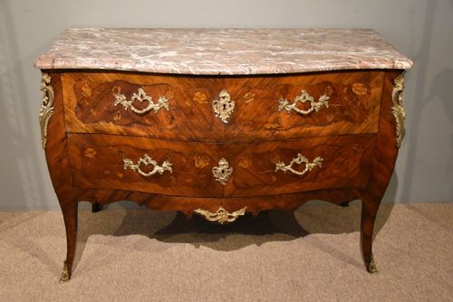 18th century french kingwood bombe fronted commode - CATEGORY: ANTIQUE CHEST OF DRAWERS - DATED 18TH CENTURY