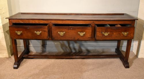 MID 18TH CENTURY OAK DRESSER BASE - ADDITIONAL PHOTO 1