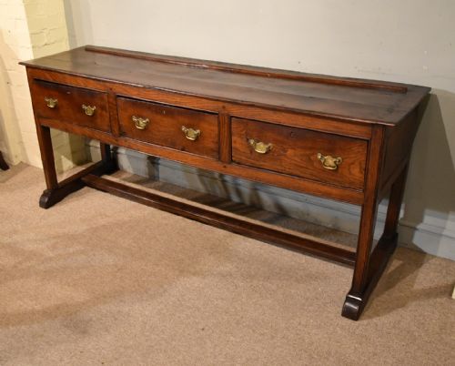MID 18TH CENTURY OAK DRESSER BASE - ADDITIONAL PHOTO 4