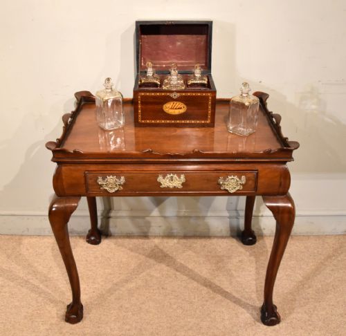 18TH CENTURY MAHOGANY SILVER TABLE - ADDITIONAL PHOTO 1