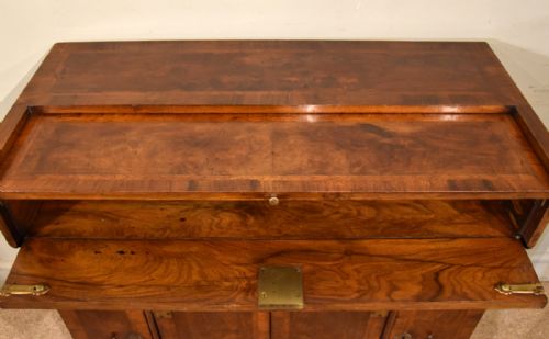 MID 18TH CENTURY WALNUT COLLECTORS DESK - ADDITIONAL PHOTO 3