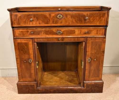 MID 18TH CENTURY WALNUT COLLECTORS DESK - ADDITIONAL PHOTO 8