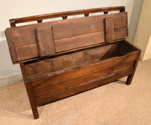 MID 19TH CENTURY FRENCH CHESTNUT BENCH - ADDITIONAL PHOTO 2