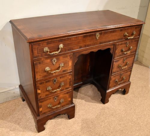 19TH CENTURY NARROW CROSSBANDED MAHOGANY KNEEHOLE CHEST - ADDITIONAL PHOTO 3