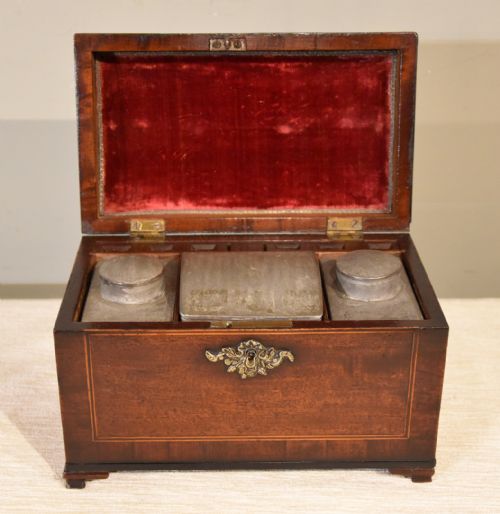 18TH CENTURY MAHOGANY AND EBONY TEA CHEST - ADDITIONAL PHOTO 2