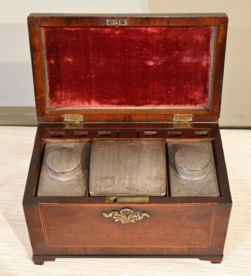 18TH CENTURY MAHOGANY AND EBONY TEA CHEST - ADDITIONAL PHOTO 4