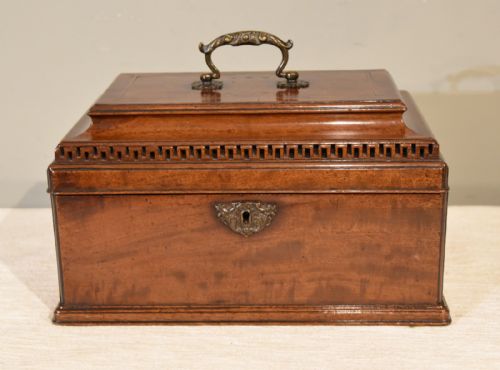 18th century mahogany tea caddy chest - CATEGORY: ANTIQUE BOXES - DATED GEORGIAN