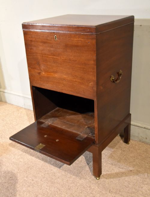 18TH CENTURY MAHOGANY CELLARETTE - ADDITIONAL PHOTO 4