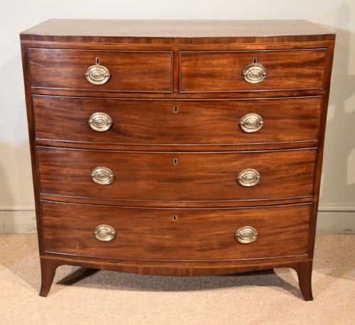 regency mahogany bow fronted chest of drawers - CATEGORY: ANTIQUE CHEST OF DRAWERS - DATED REGENCY