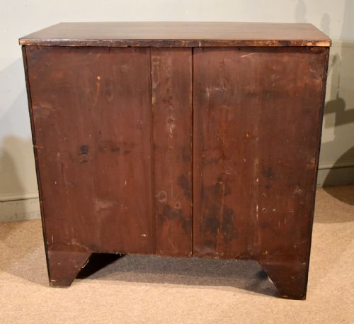 REGENCY MAHOGANY BOW FRONTED CHEST OF DRAWERS - ADDITIONAL PHOTO 7
