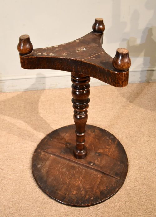 SOLID OAK LATE REGENCY TRIPOD TABLE - ADDITIONAL PHOTO 4
