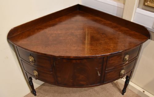 RARE GEORGE III MAHOGANY CORNER SIDEBOARD - ADDITIONAL PHOTO 9