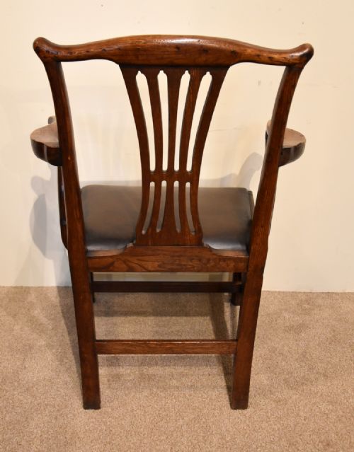 MID 18TH CENTURY ELM ARMCHAIR - ADDITIONAL PHOTO 3