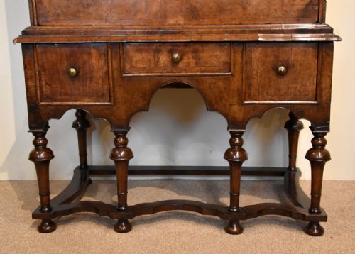 QUEEN ANNE WALNUT CHEST ON STAND - ADDITIONAL PHOTO 2