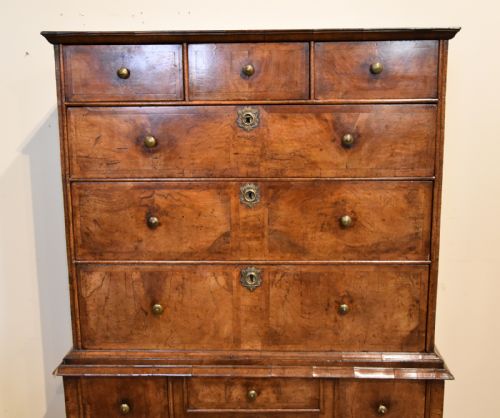 QUEEN ANNE WALNUT CHEST ON STAND - ADDITIONAL PHOTO 3
