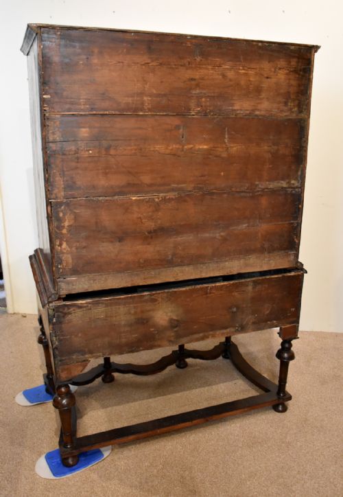 QUEEN ANNE WALNUT CHEST ON STAND - ADDITIONAL PHOTO 9
