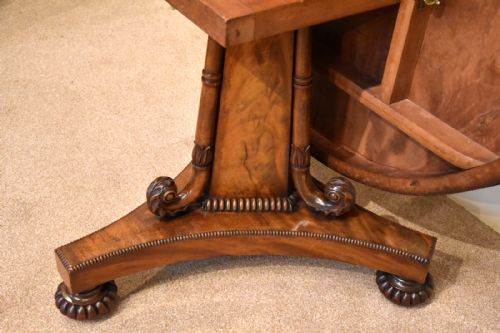 REGENCY FLAMED MAHOGANY BREAKFAST TABLE - ADDITIONAL PHOTO 3