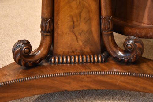 REGENCY FLAMED MAHOGANY BREAKFAST TABLE - ADDITIONAL PHOTO 4