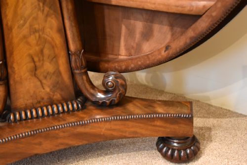 REGENCY FLAMED MAHOGANY BREAKFAST TABLE - ADDITIONAL PHOTO 5