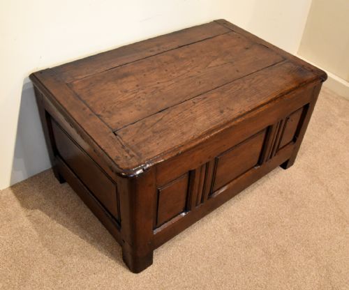 MID 18TH CENTURY OAK FRENCH COFFER - ADDITIONAL PHOTO 2