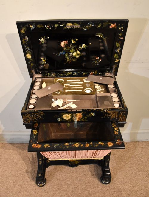 MID 19TH CENTURY LACQUER AND PAINTED WORKTABLE - ADDITIONAL PHOTO 3
