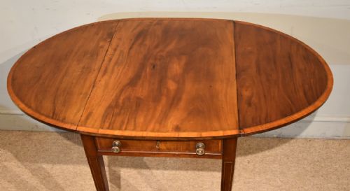 GEORGIAN MAHOGANY INLAID OVAL PEMBROKE TABLE - ADDITIONAL PHOTO 3