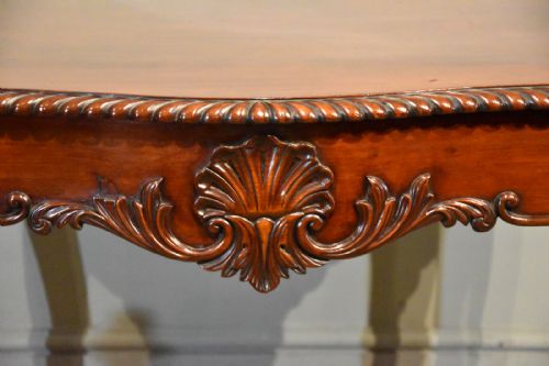 19TH CENTURY SERPENTINE MAHOGANY CENTRE TABLE - ADDITIONAL PHOTO 2