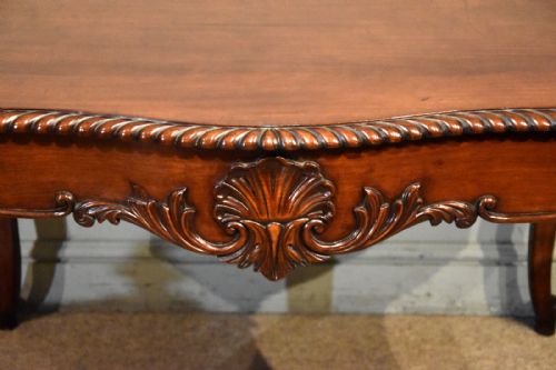 19TH CENTURY SERPENTINE MAHOGANY CENTRE TABLE - ADDITIONAL PHOTO 5