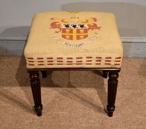 small 18th century gillows mahogany stool - CATEGORY: ANTIQUE STOOLS - DATED 18TH CENTURY