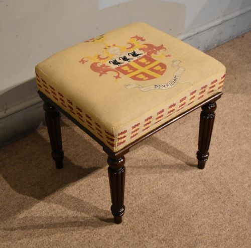 SMALL 18TH CENTURY GILLOWS MAHOGANY STOOL - ADDITIONAL PHOTO 3