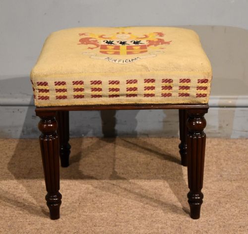 SMALL 18TH CENTURY GILLOWS MAHOGANY STOOL - ADDITIONAL PHOTO 4
