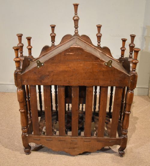 18TH CENTURY FRENCH WALNUT SERPENTINE FRONT PANETTIERE - ADDITIONAL PHOTO 7