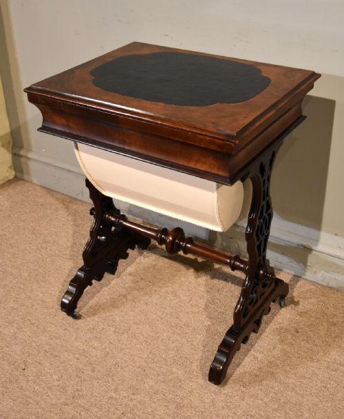 WILLIAM IV FIGURED WALNUT WORK AND READING TABLE - ADDITIONAL PHOTO 1