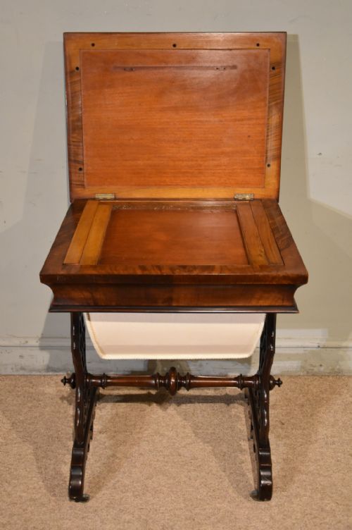 WILLIAM IV FIGURED WALNUT WORK AND READING TABLE - ADDITIONAL PHOTO 3