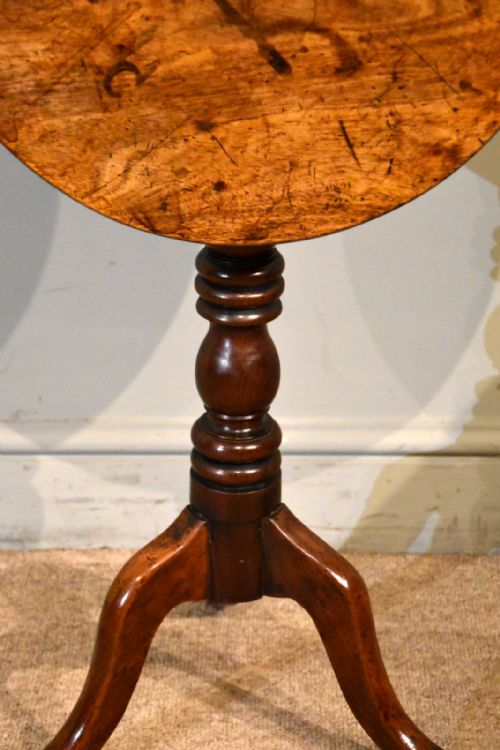 REGENCY MAHOGANY TRIPOD TABLE - ADDITIONAL PHOTO 2