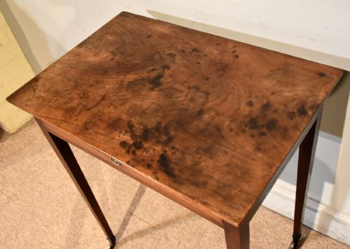 GEORGE III FIGURED MAHOGANY SIDE TABLE - ADDITIONAL PHOTO 3