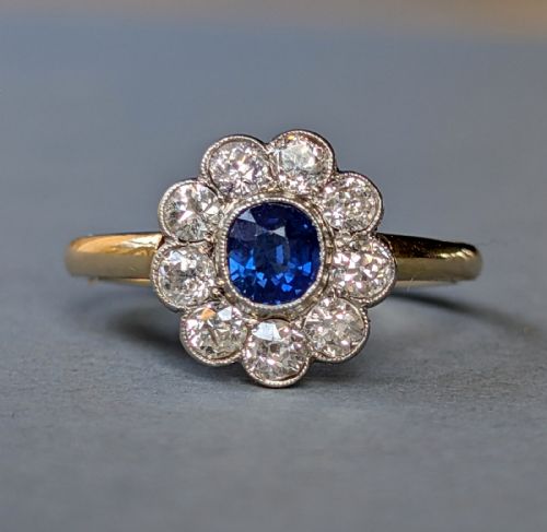 art deco 18ct gold sapphire diamond daisy ring - CATEGORY: ANTIQUE JEWELLERY - DATED 1920