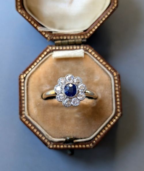 ART DECO 18CT GOLD SAPPHIRE DIAMOND DAISY RING - ADDITIONAL PHOTO 8