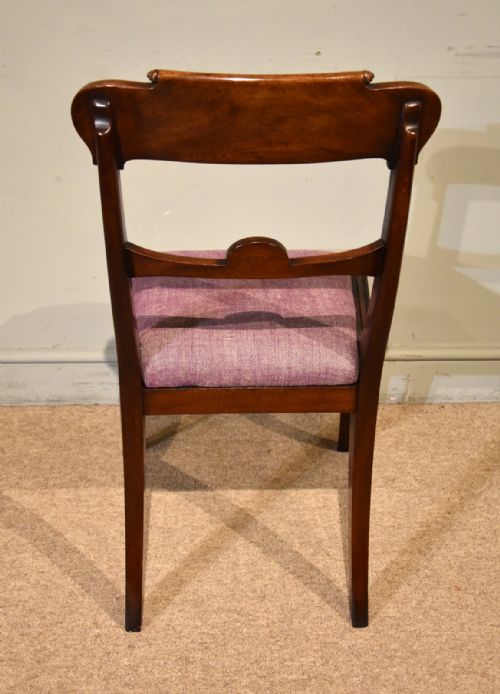 SET OF SIX REGENCY MAHOGANY SABRE LEG CARVED DINING CHAIRS - ADDITIONAL PHOTO 7