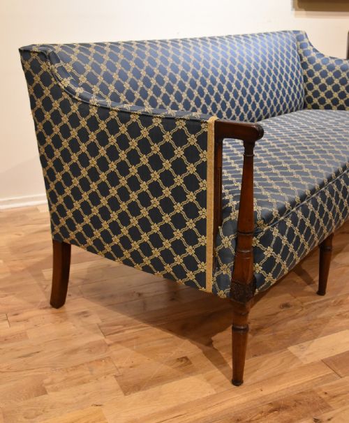 LARGE REGENCY MAHOGANY UPHOLSTERED SOFA - ADDITIONAL PHOTO 8