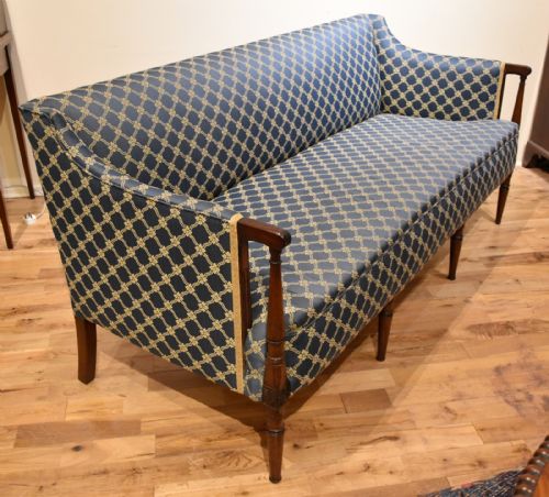 LARGE REGENCY MAHOGANY UPHOLSTERED SOFA - ADDITIONAL PHOTO 9