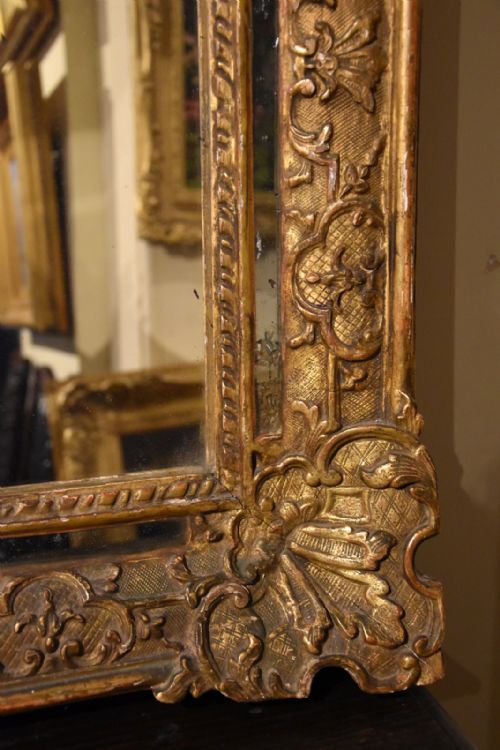 19TH CENTURY GILTWOOD CARVED OVERMANTEL MIRROR - ADDITIONAL PHOTO 6