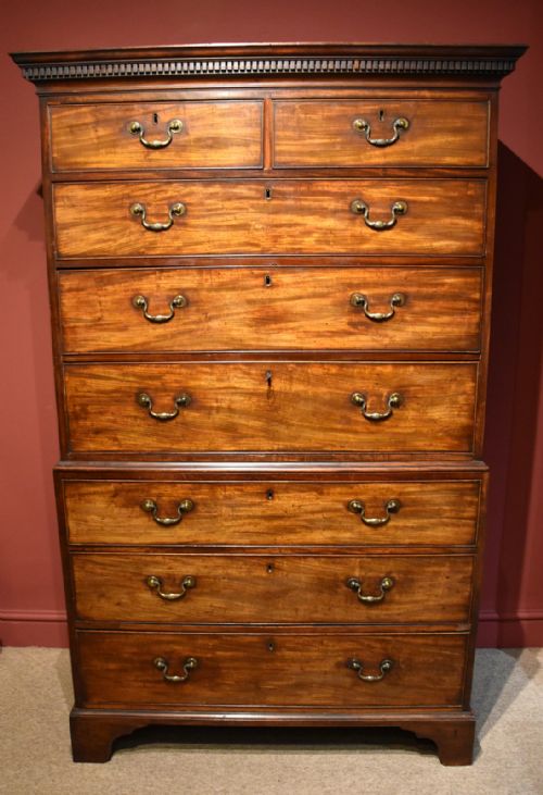 MID 18TH CENTURY MAHOGANY CHEST ON CHEST - ADDITIONAL PHOTO 1