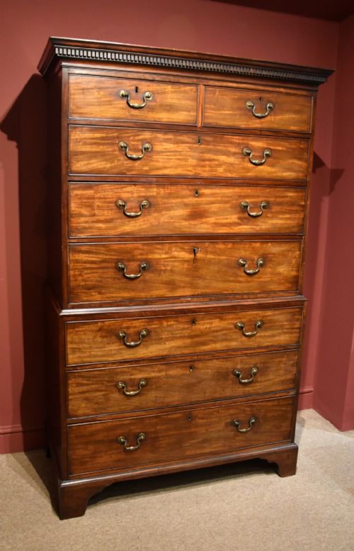 MID 18TH CENTURY MAHOGANY CHEST ON CHEST - ADDITIONAL PHOTO 2