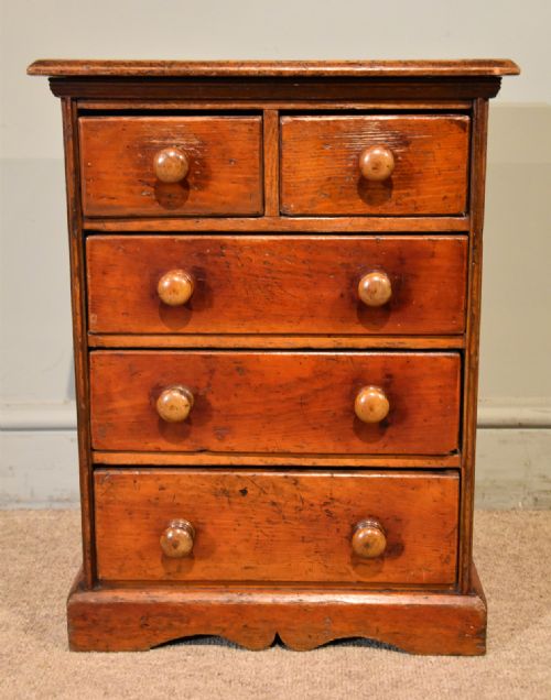 VICTORIAN MINIATURE APPRENTICE PINE CHEST OF DRAWERS - ADDITIONAL PHOTO 2