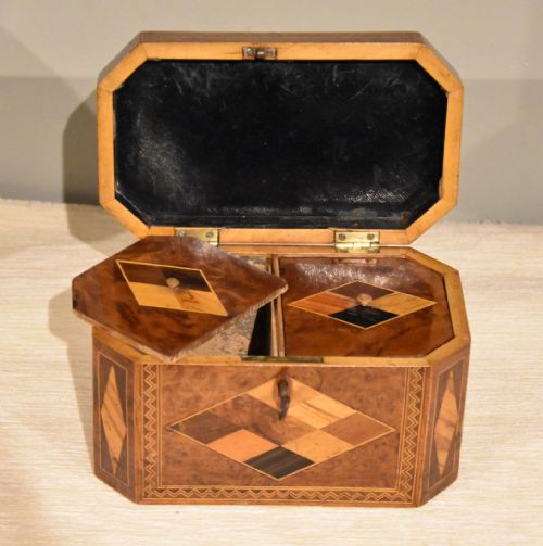 GEORGE III TUNBRIDGE WARE TEA CADDY - ADDITIONAL PHOTO 3