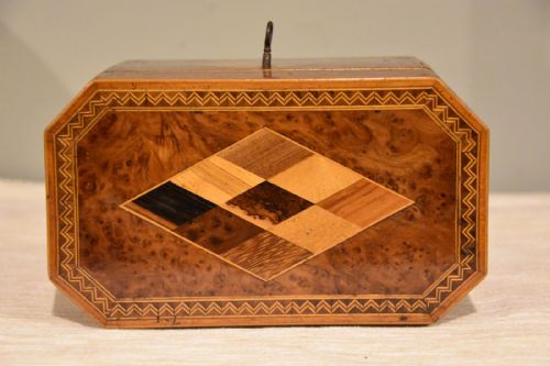 GEORGE III TUNBRIDGE WARE TEA CADDY - ADDITIONAL PHOTO 4