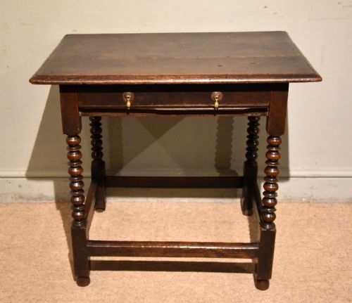 17th century charles ii period side oak side table - CATEGORY: ANTIQUE TABLES - DATED 17TH CENTURY