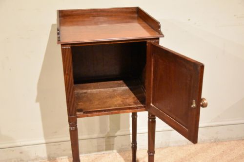 REGENCY BEDSIDE POT CUPBOARD BEDSIDE CABINET - ADDITIONAL PHOTO 3