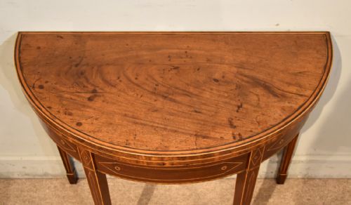 18TH CENTURY MAHOGANY DEMI LUNE TEA TABLE - ADDITIONAL PHOTO 3